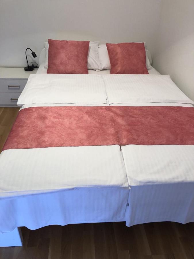 Apartmani Gavran พิโรวัซ ภายนอก รูปภาพ