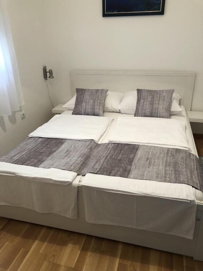 Apartmani Gavran พิโรวัซ ภายนอก รูปภาพ
