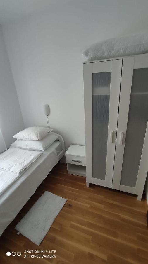 Apartmani Gavran พิโรวัซ ภายนอก รูปภาพ