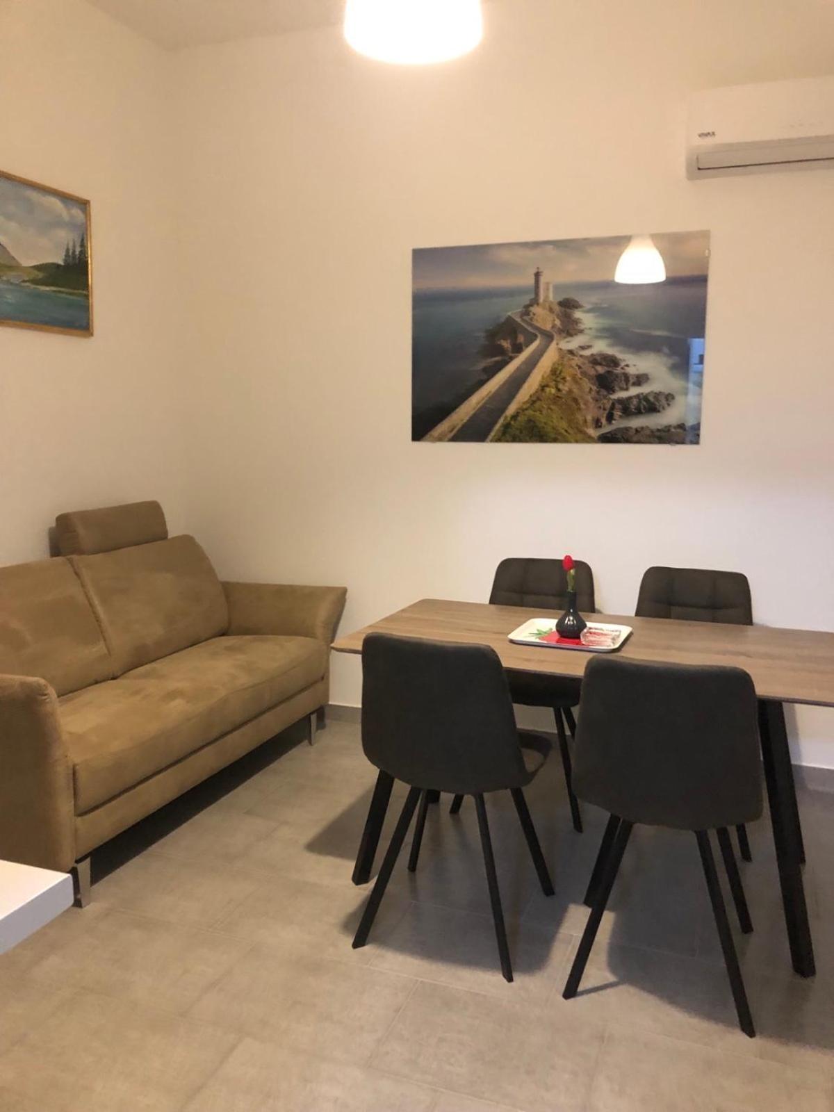 Apartmani Gavran พิโรวัซ ภายนอก รูปภาพ